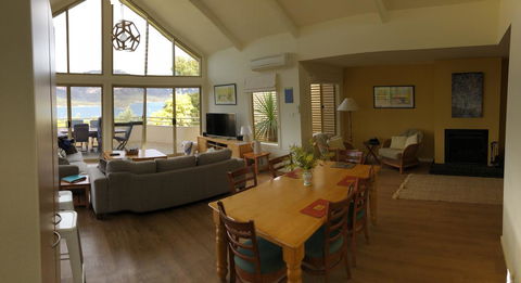 Freycinet Beach House - Accommodation NSW 8