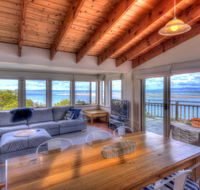 The Strand  On the edge of the beach - Accommodation NSW