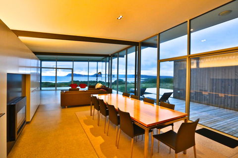 Cloudy Bay Beach House - Accommodation NSW 39
