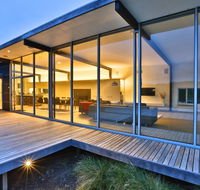 Cloudy Bay Beach House - Accommodation NSW