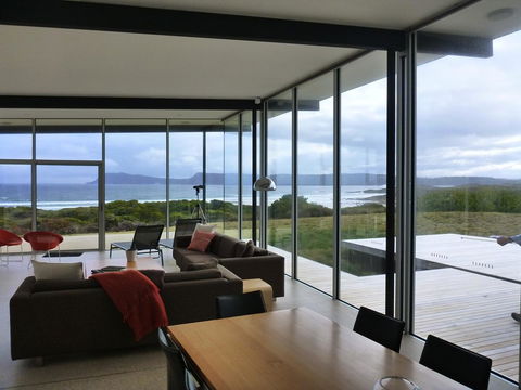 Cloudy Bay Beach House - Accommodation NSW 38