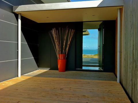 Cloudy Bay Beach House - Accommodation NSW 33