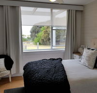 Beach Hut Scamander - Accommodation NSW
