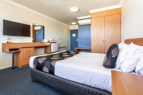 Black Buffalo - Accommodation NSW 6