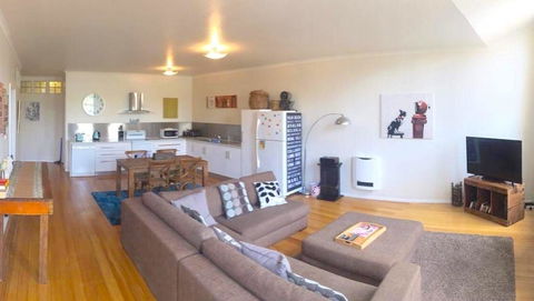 Launceston CBD Abode - Accommodation NSW 21