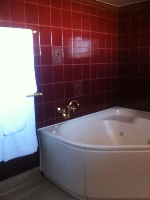 The Waterloo Hotel - Accommodation NSW 37