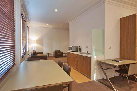 Ikon Hotel - Accommodation NSW 22