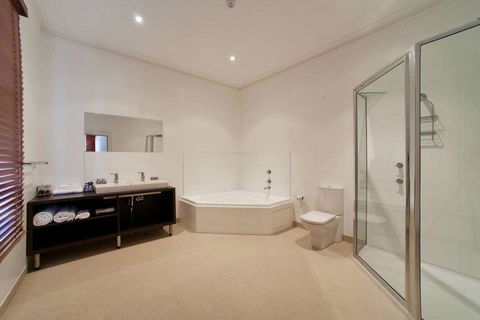 Ikon Hotel - Accommodation NSW 16