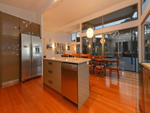 Cloudy Bay Lagoon Estate - Accommodation NSW 6