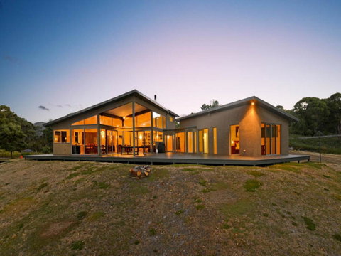 Cloudy Bay Lagoon Estate - Accommodation NSW 2