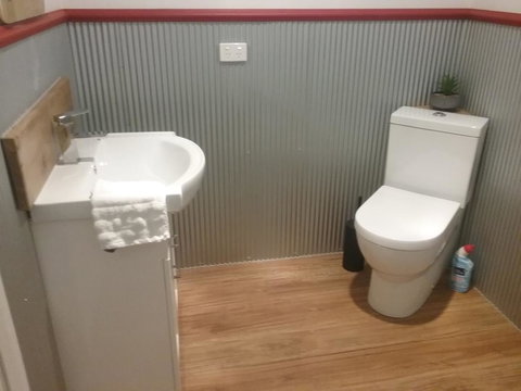 Tullah Tavern - Accommodation NSW 9