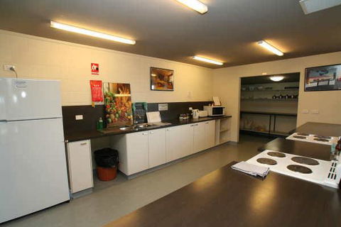 Swansea Backpacker Lodge - Accommodation NSW 13