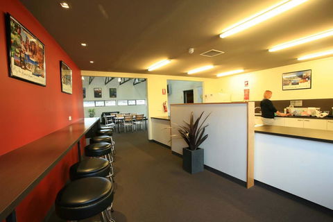 Swansea Backpacker Lodge - Accommodation NSW 10