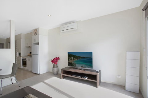 Astra Apartments Glen Waverley @Springvale RD - Accommodation NSW 11