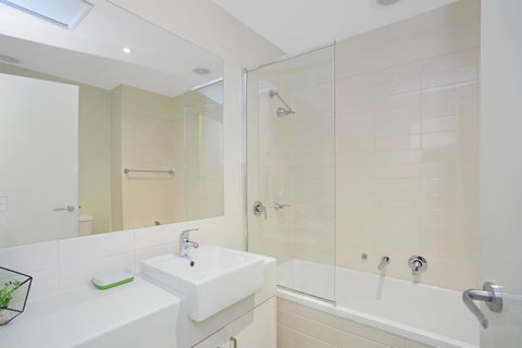 Astra Apartments Glen Waverley @Springvale RD - Accommodation NSW 17