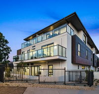 Manhattan Apartments - Notting Hill - Accommodation NSW