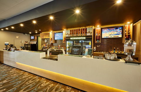 Mornington Hotel - Accommodation NSW 8