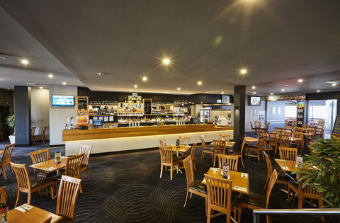 Mornington Hotel - Accommodation NSW 10
