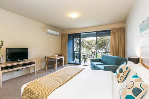 Lorne Surf Apartments - Accommodation NSW 26