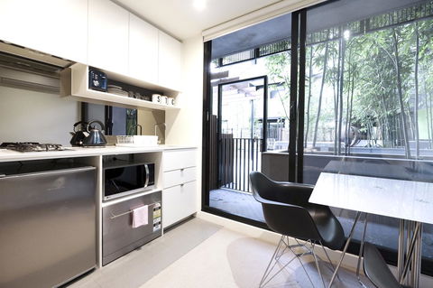 Mono Apartments On Franklin Street - Accommodation NSW 26