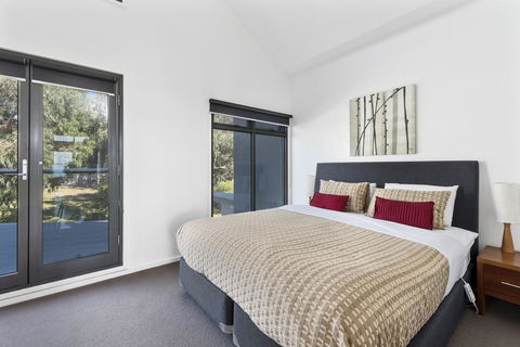 Apollo Bay Cottages - Accommodation NSW 9