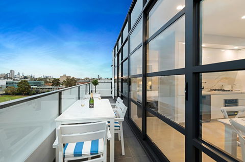 The Hamptons Apartments - St Kilda - Accommodation NSW 7