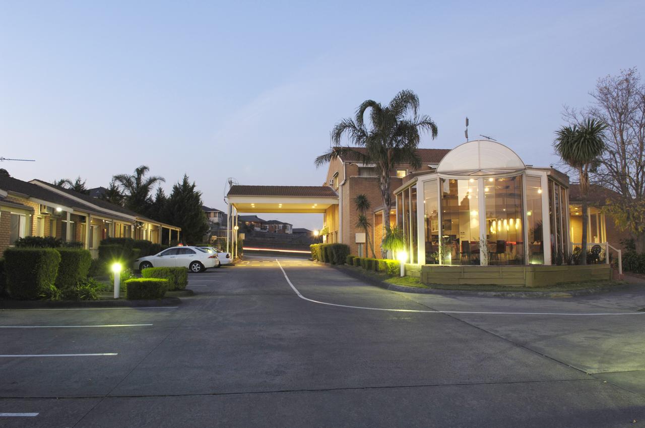 Attwood VIC Accommodation NSW