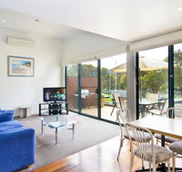 Anchorage Motel  Villas Lorne - Accommodation NSW