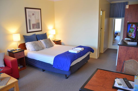 The Sandridge Motel - Accommodation NSW 17