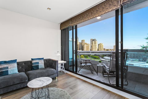 Waterfront Melbourne Apartments - Accommodation NSW 25