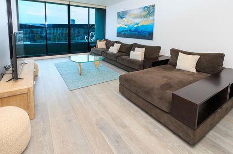 Waterfront Melbourne Apartments - Accommodation NSW 13