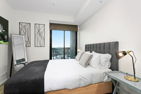 Waterfront Melbourne Apartments - Accommodation NSW 12