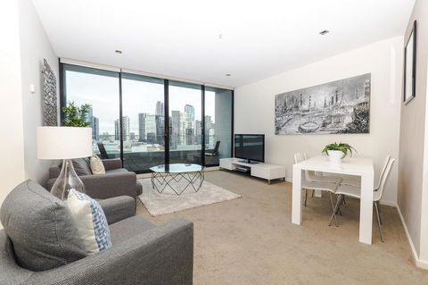 Waterfront Melbourne Apartments - Accommodation NSW 14