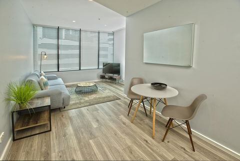 Waterfront Melbourne Apartments - Accommodation NSW 16