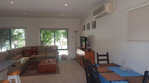 Island Escape - Accommodation NSW 5