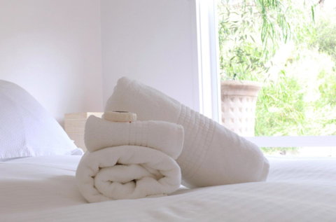 Capella Villa No. 4 - Stunning Luxury Decor Inside And Out - Accommodation NSW 13