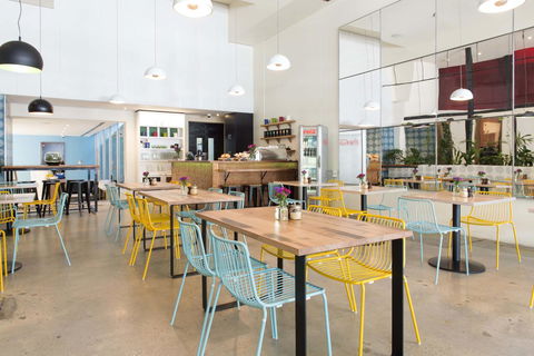 Saint Kilda Beach Hotel - Formerly Rydges St Kilda - Accommodation NSW 29