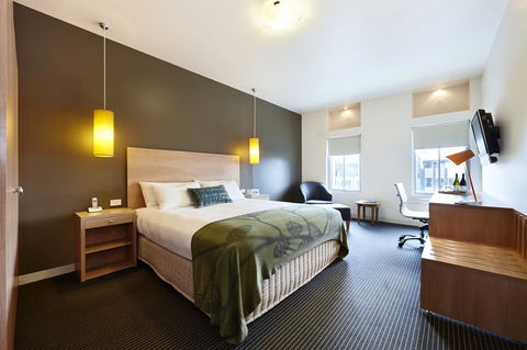 Saint Kilda Beach Hotel - Formerly Rydges St Kilda - Accommodation NSW 11