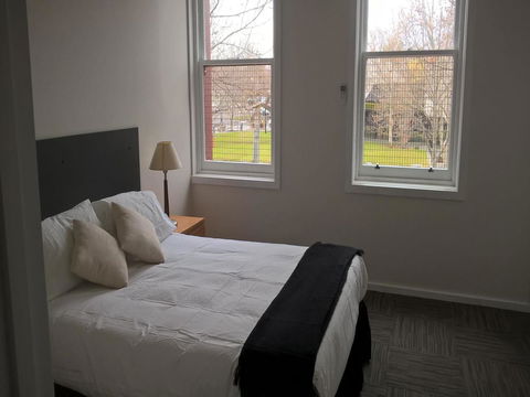 CROWN CENTRAL BUSINESS DISTRICT MOTEL - NO UNDER 18s - Accommodation NSW 43