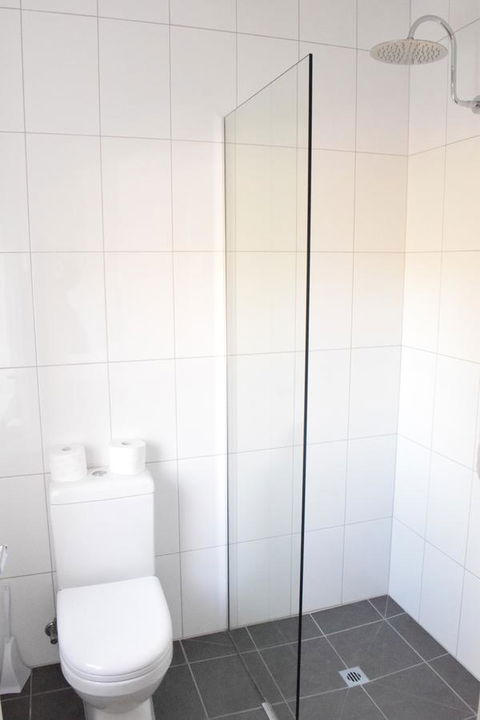 CROWN CENTRAL BUSINESS DISTRICT MOTEL - NO UNDER 18s - Accommodation NSW 30