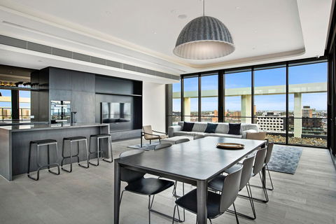 The Eminence Apartments By CLLIX - Accommodation NSW 2