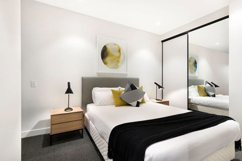 The Eminence Apartments By CLLIX - Accommodation NSW 11
