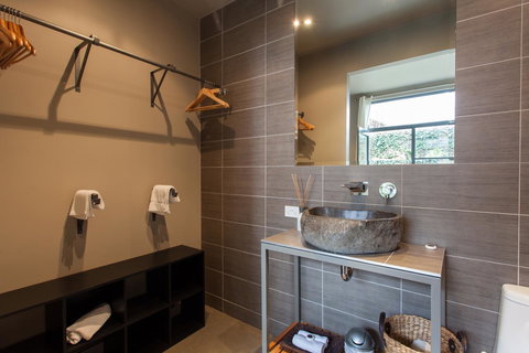 The Love Shack - Romantic Bungalow - Accommodation NSW 7