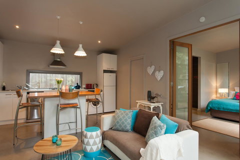 The Love Shack - Romantic Bungalow - Accommodation NSW 3