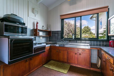 Beach Front Beauty - Ocean Front Views - Accommodation NSW 8