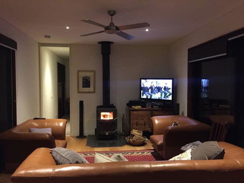 One Tree Hill Wilson Prom And Ocean Views - Accommodation NSW 13