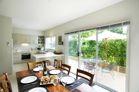 Luxury Abalina Cottages - Accommodation NSW 28