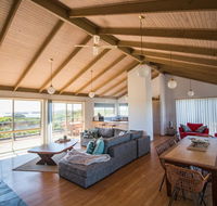 Sunsets on Martyrs Beach House - Ocean Views - Accommodation NSW