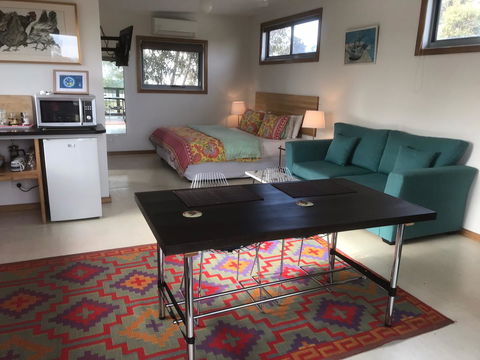 Aloha Ha Phillip Island - Accommodation NSW 1