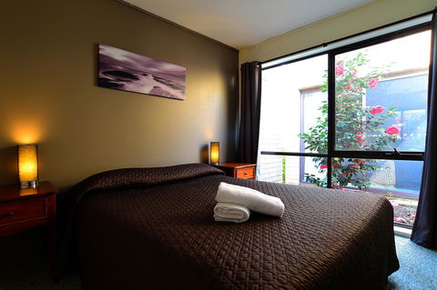 Executive Hideaway - Accommodation NSW 20